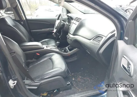 2015 Dodge Journey Crossroad z USA, uszkodzony, nr VIN 3C4PDCGG5FT712426